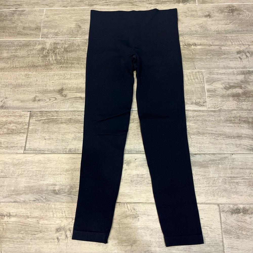 SPANX Leggings Women’s Size Small Black Print Look at Me Now Seamless Cropped